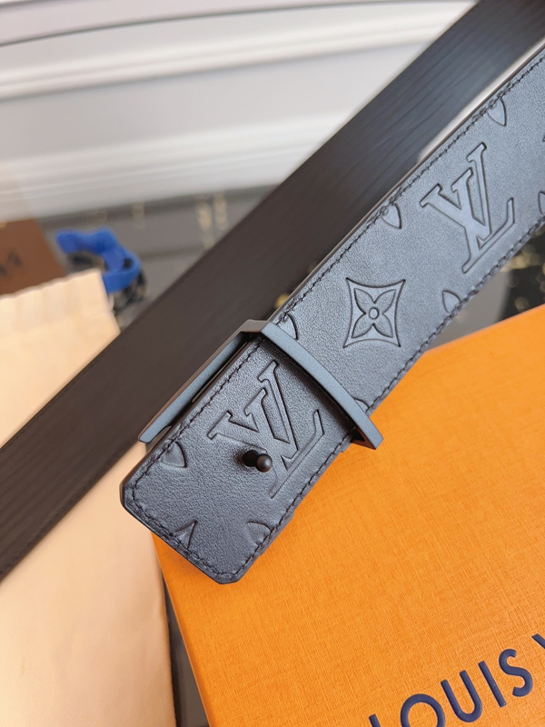 ルイヴィトンベルト素材ディテール